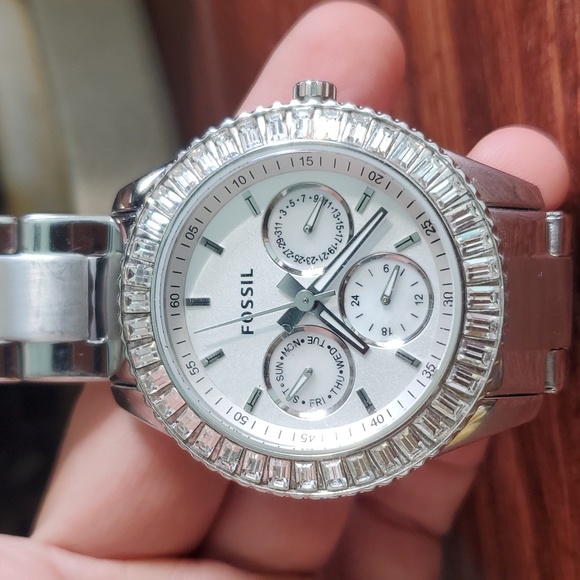 𝅺FOSSIL Watch - Picture 4 of 4